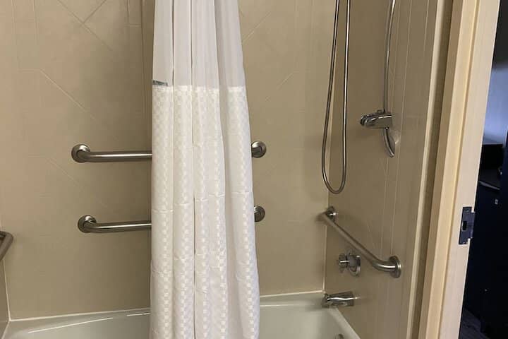 Room 25 of 45